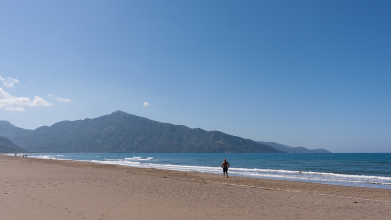 Široká, čistá a většinou prázdná pláž Iztuzu
