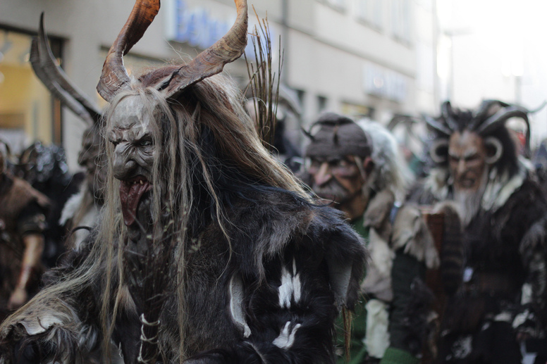 Krampus v Mnichově na Vánoční trhy