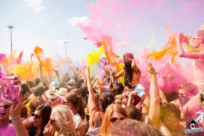 Holi festival of Colors v Praze